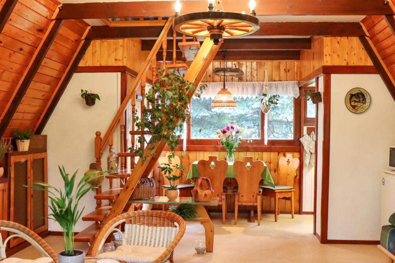 Utca Vegi Haziko - carbon neutral hotel in Unknown City