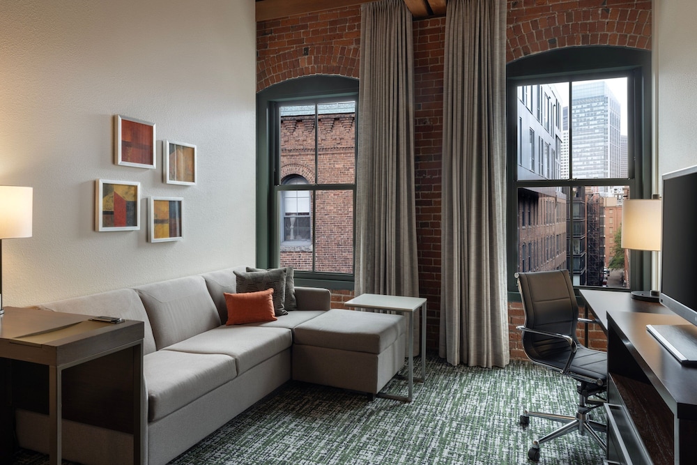 Residence Inn by Marriott Boston Downtown Seaport - photo 15
