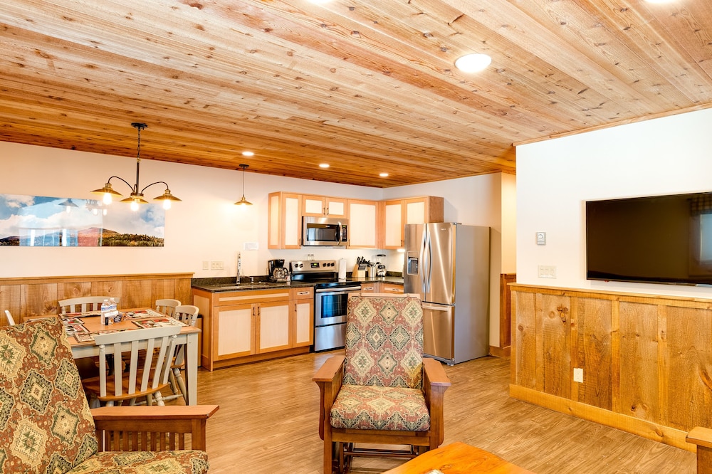 Cobble Mountain Lodge - photo 67