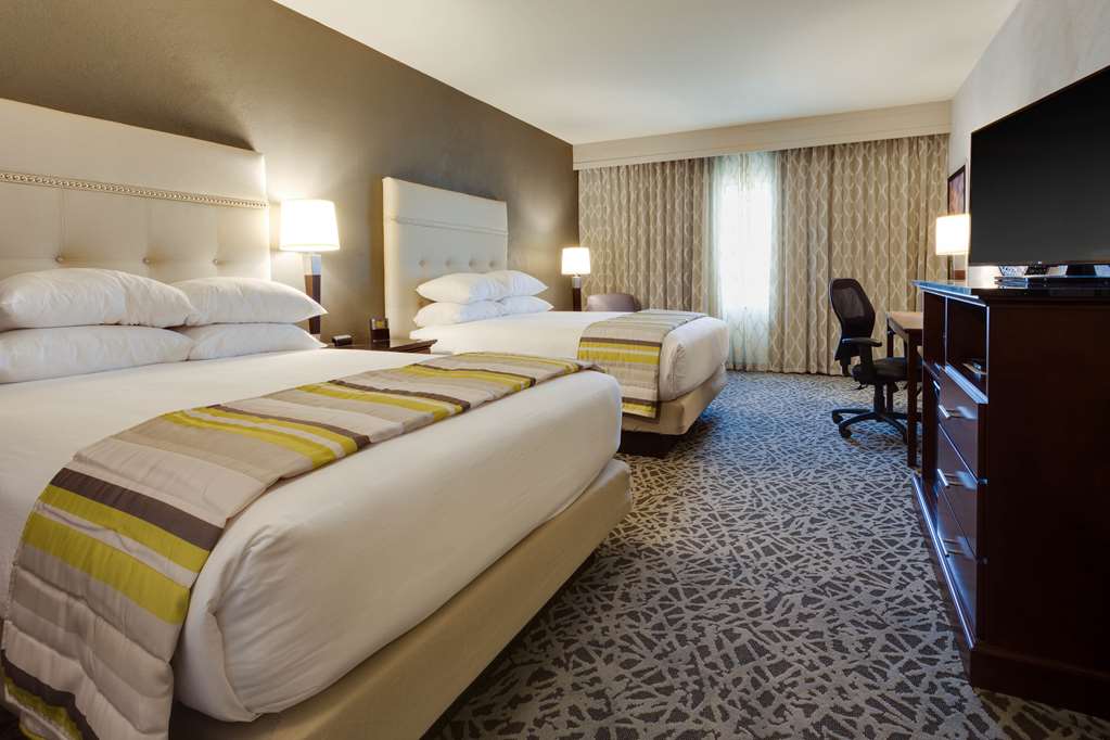 Drury Plaza Hotel Cape Girardeau Conference Center - photo 10