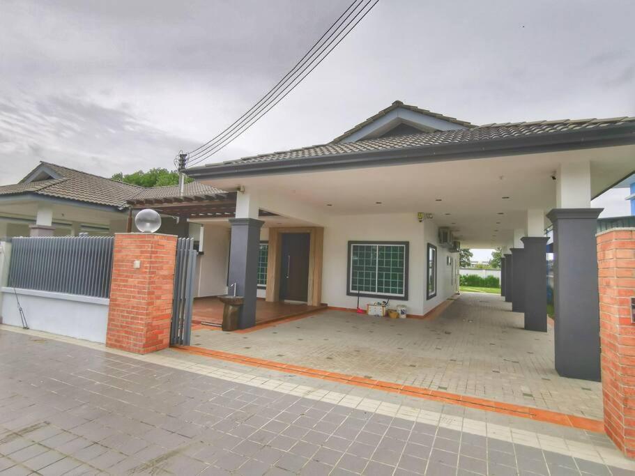 Homezstay Permyjaya Miri — 4-Star Luxury Hotel in Miri, Malaysia