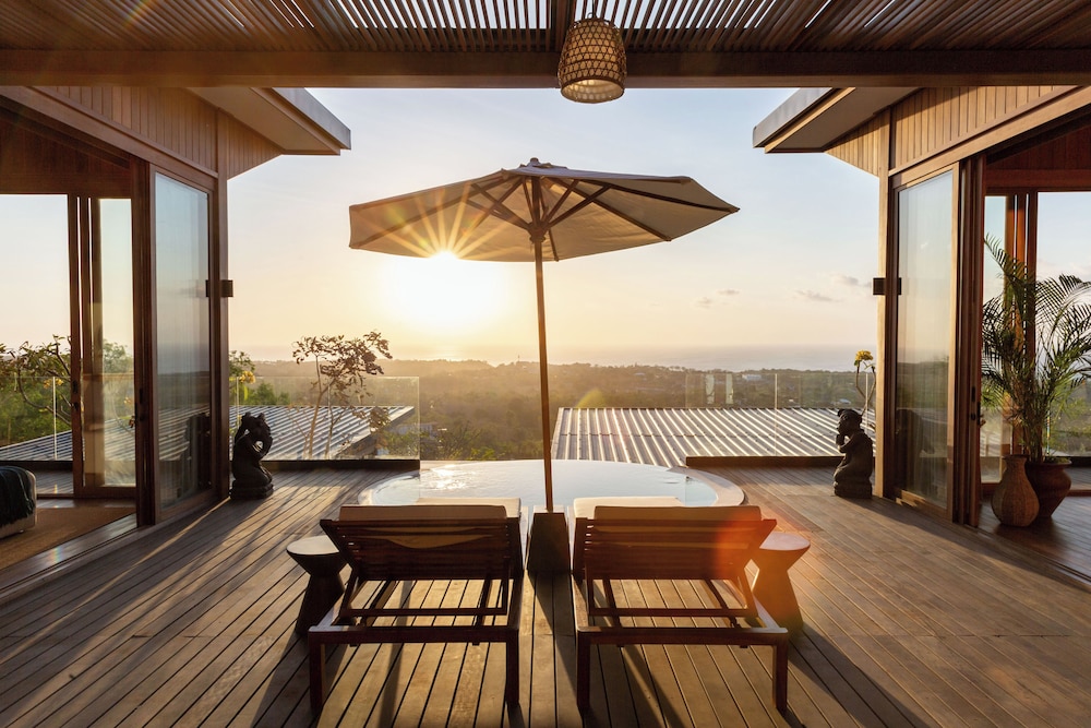 Ocean View Villas by Grun — 4-Star Luxury Hotel in Pecatu, Indonesia