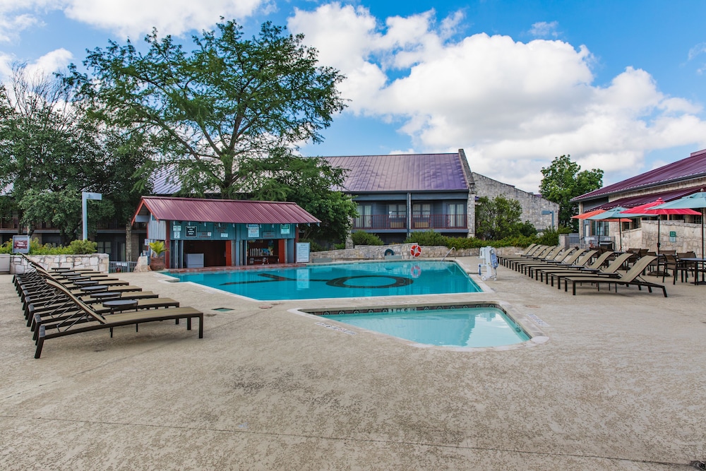 Y O Ranch Hotel - photo 27