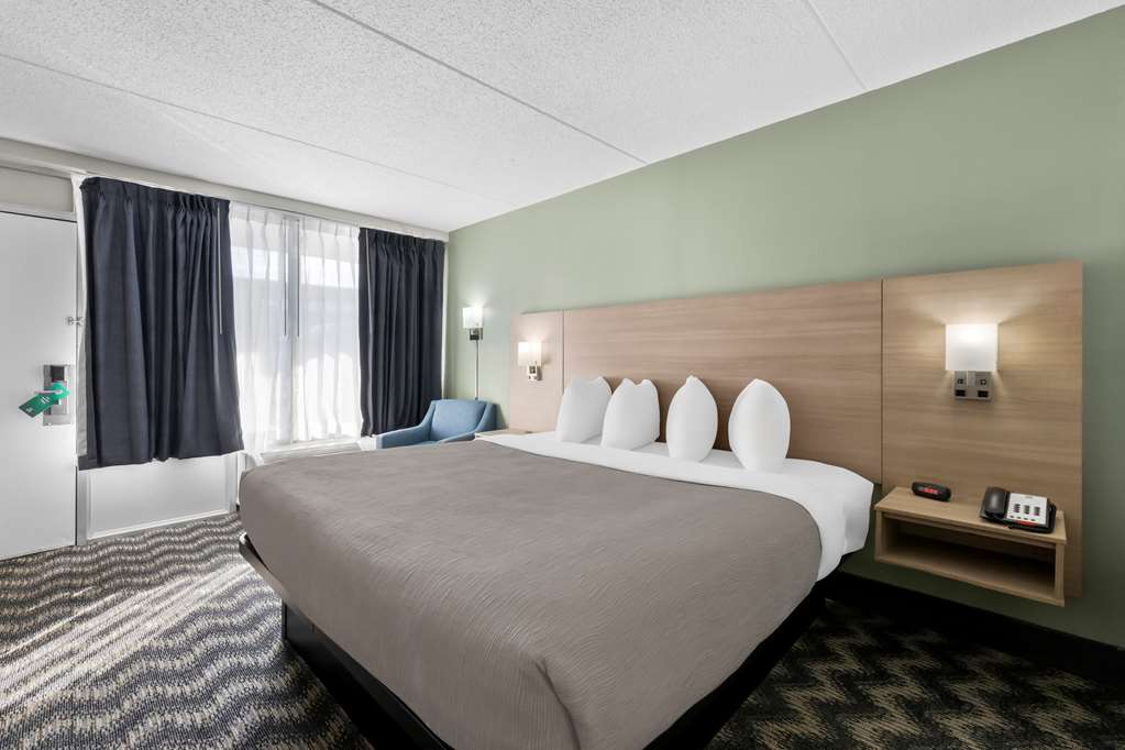Quality Inn Nashville Opryland Area - photo 14