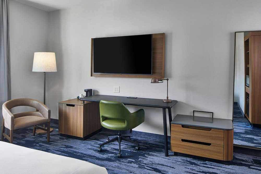 Fairfield by Marriott Inn & Suites Cornelia - photo 9