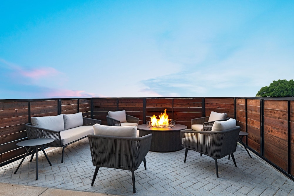Woodland Suites - photo 20