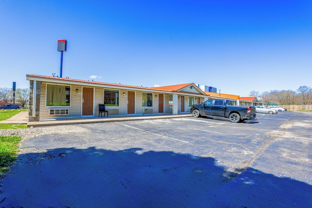 Cozy Garden Inn By OYO Hwy 40 Richmond - photo 63