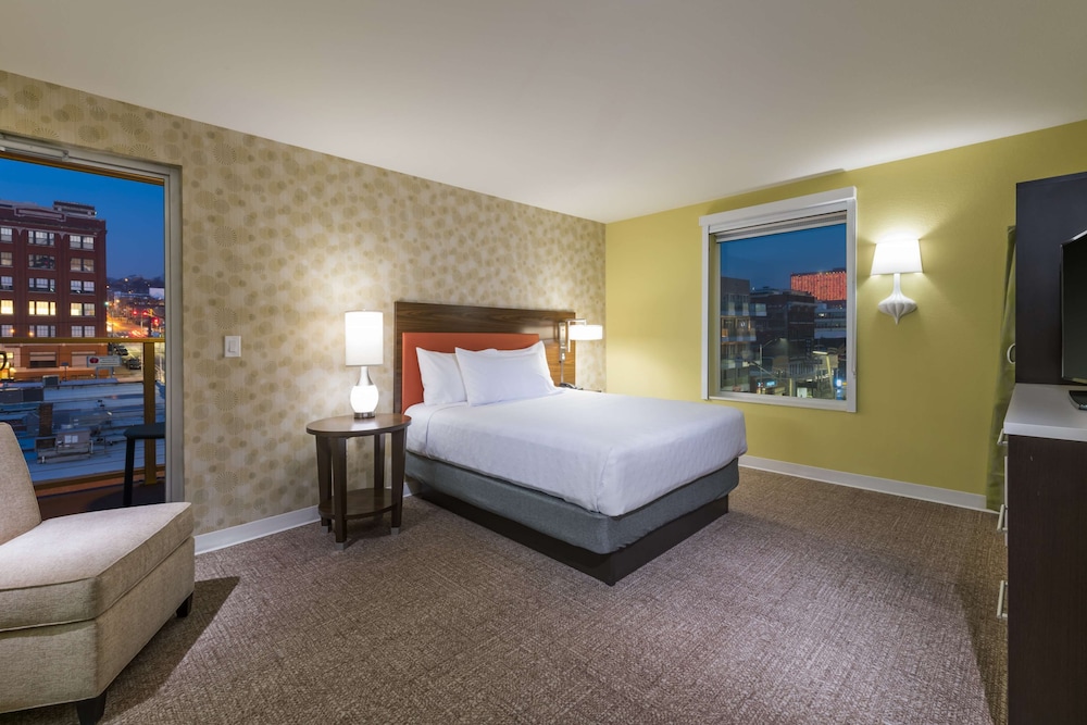 Home2 Suites by Hilton Kansas City Downtown - photo 15