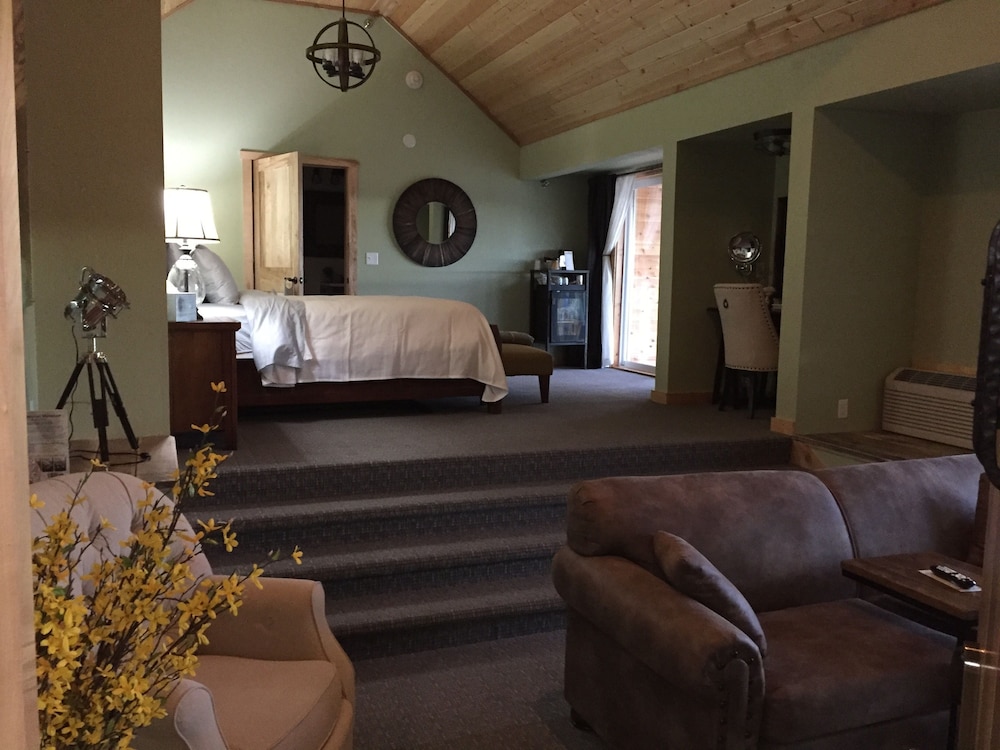 Roam Inn - photo 13