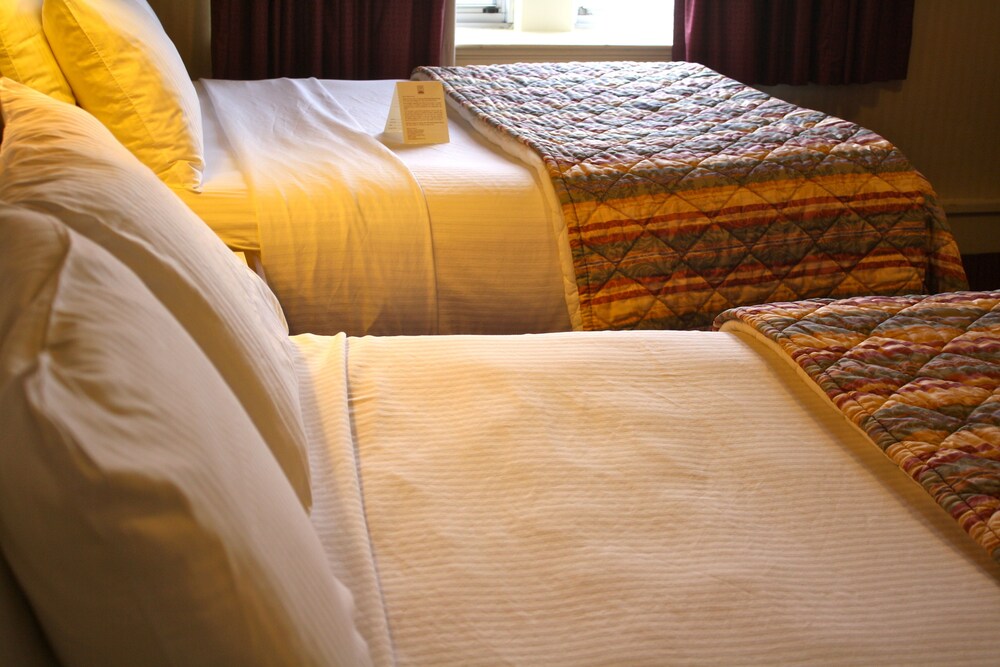 The Grand Summit Hotel - photo 3