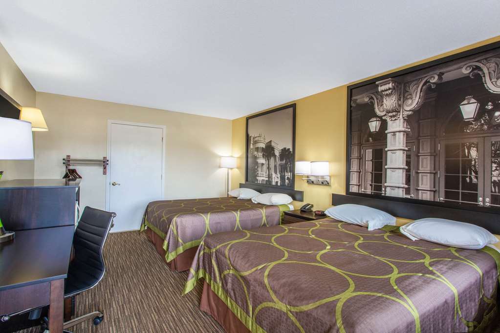 Super 8 by Wyndham Florence - photo 11