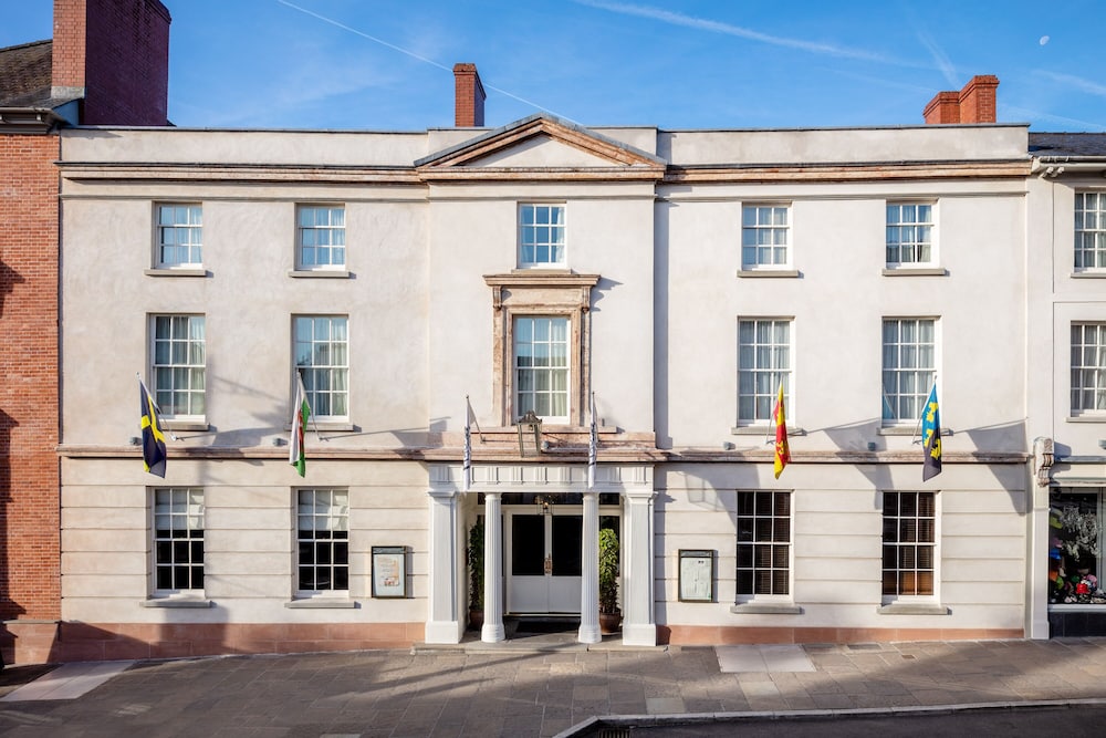 The Angel Hotel - carbon neutral hotel in Abergavenny
