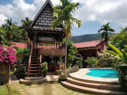 Kantiang Beach Apartments — 4-Star Luxury Hotel in Ko Lanta, Thailand