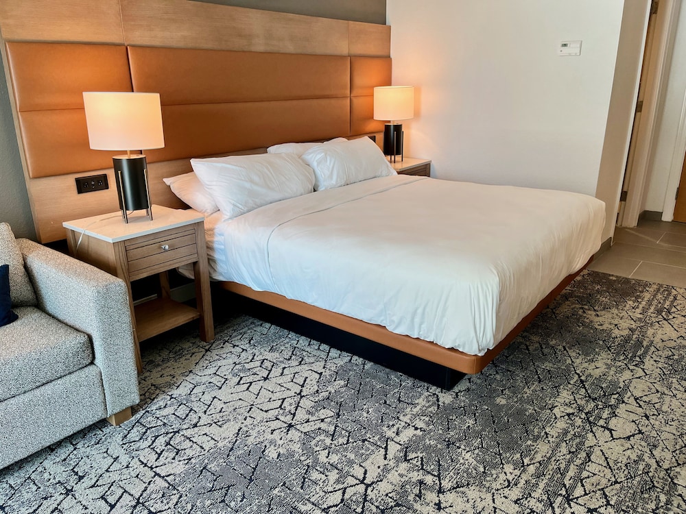 Sheraton Virginia Beach Oceanfront Hotel - photo 20