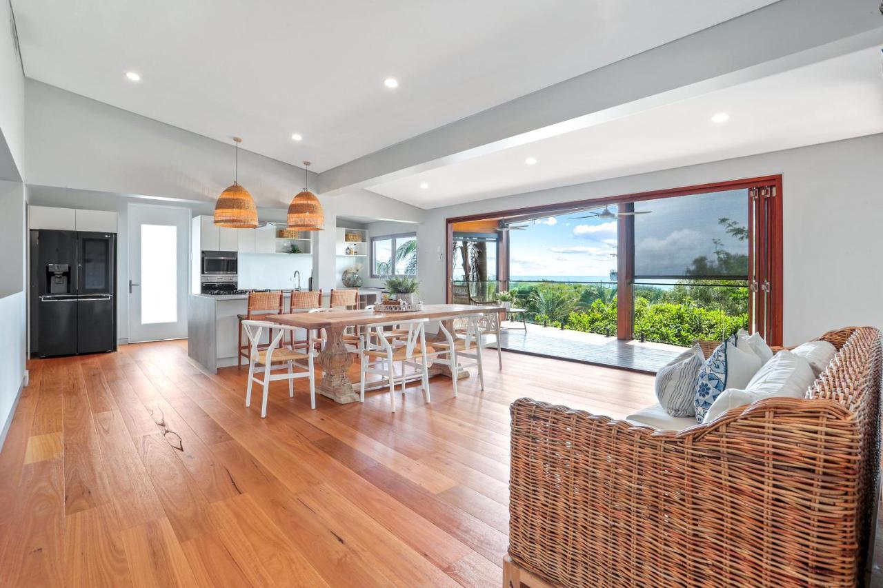 Luxe Coastal Abode Marcus Beach — Sunshine Coast