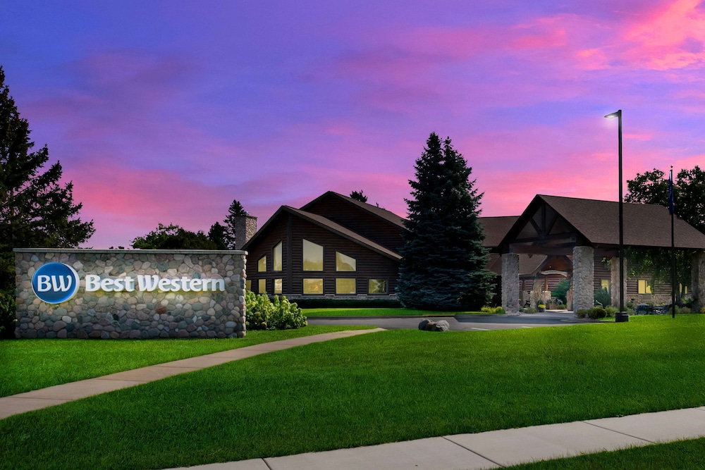 Best Western Northwoods Lodge - photo 30