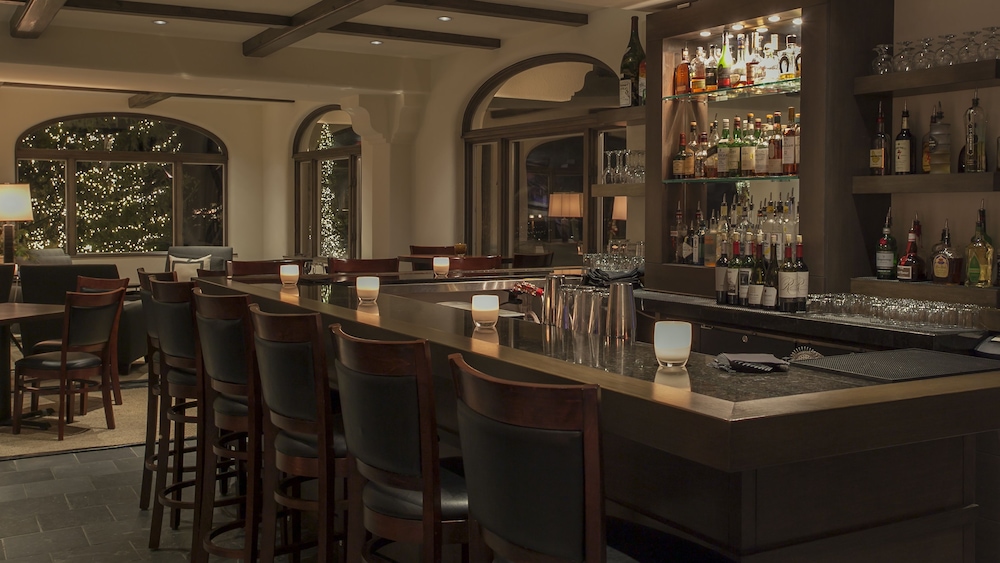 Knob Hill Inn - photo 27