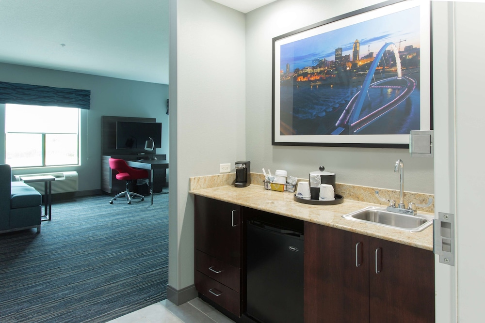 Hampton Inn & Suites Ankeny - photo 22