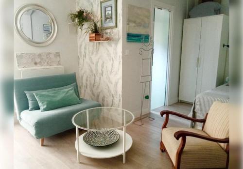 Estudio Independiente Forget Me Not — Getxo