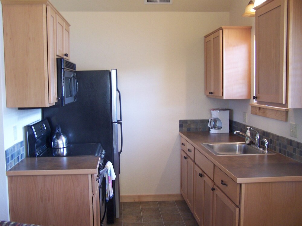 Dover Bay Resort - photo 31