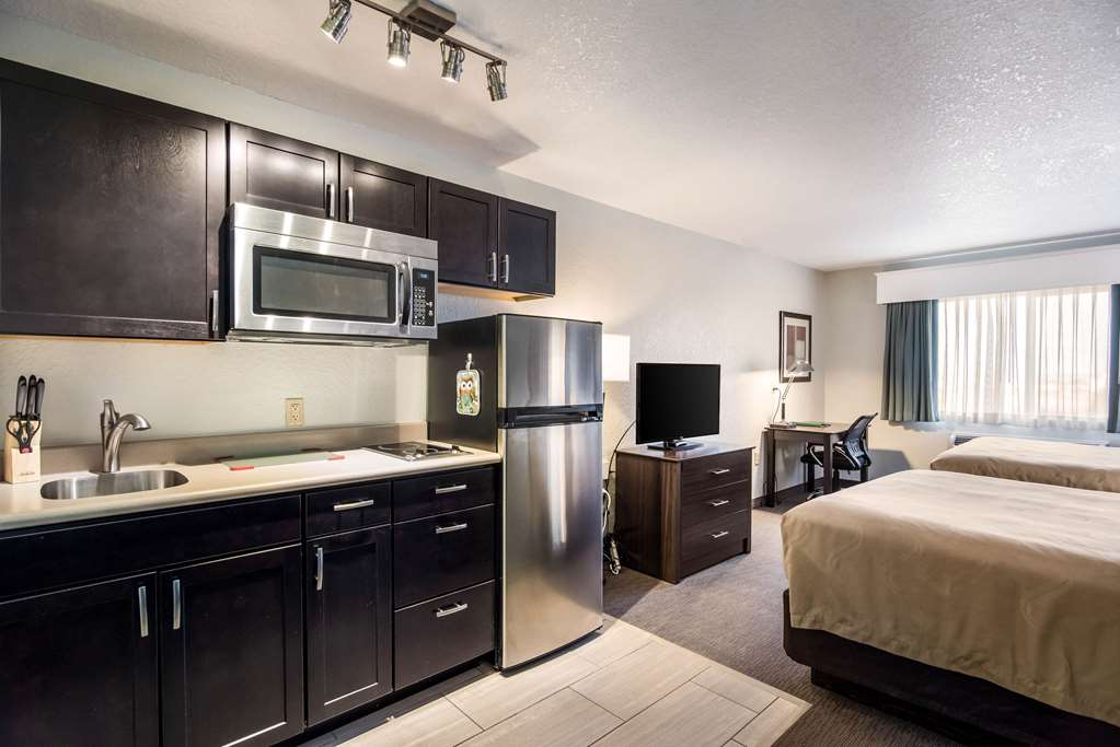 Quality Inn & Suites Pueblo West - photo 31