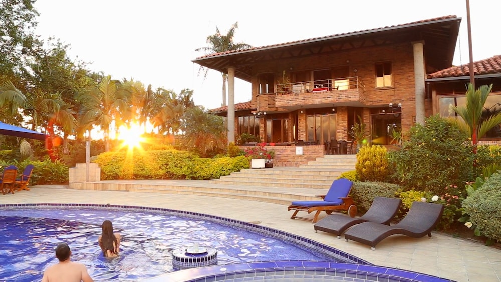 Finca Hotel La Tata Premium in Montenegro, Colombia