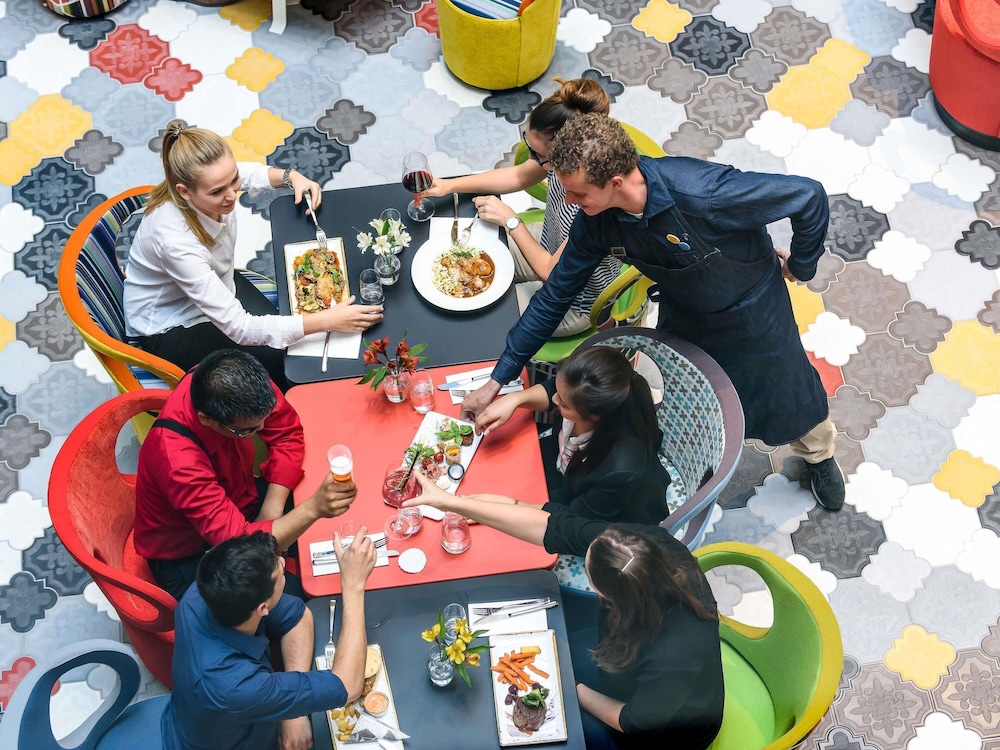 מזון ומשקאות