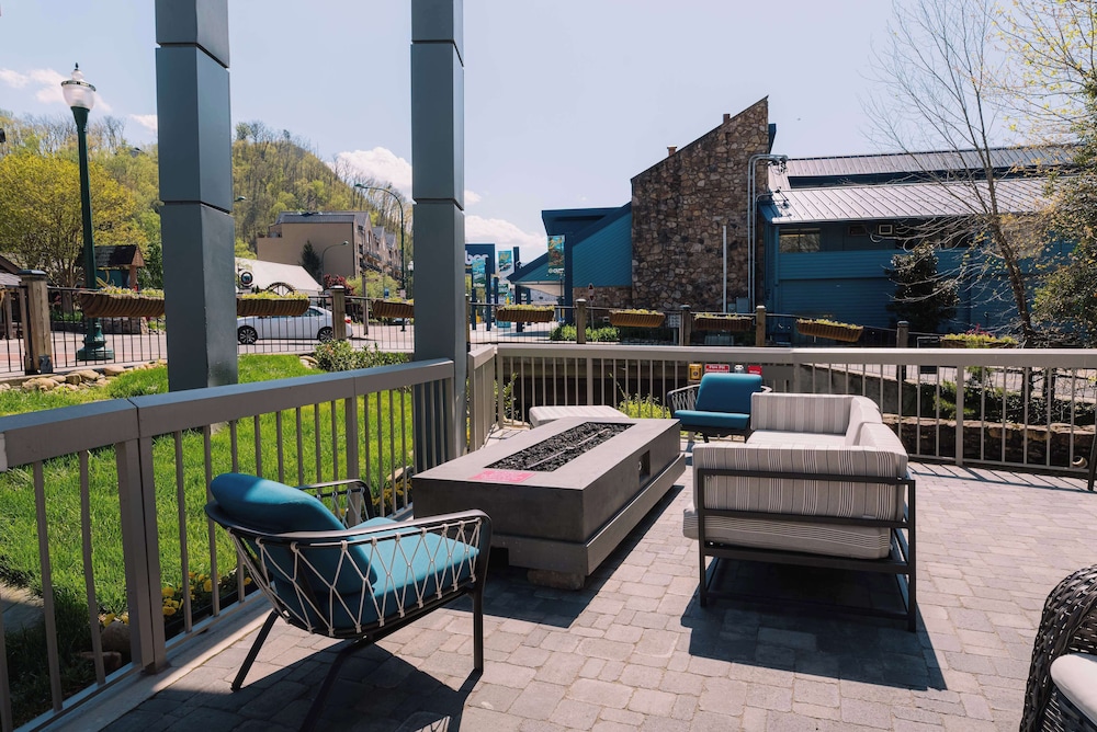 Hampton Inn Gatlinburg - photo 46