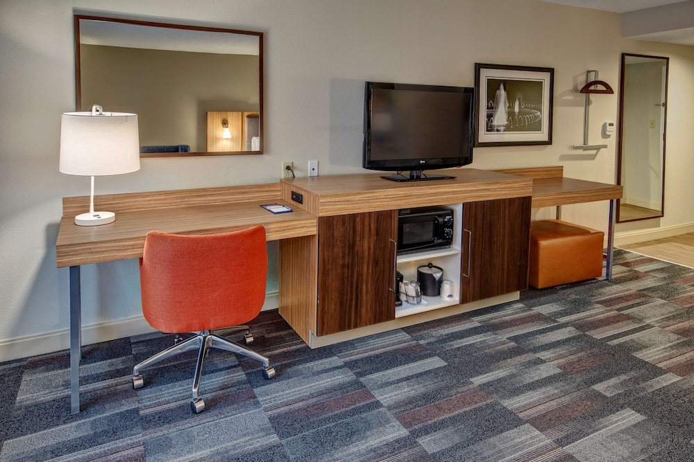 Hampton Inn Dumfries Quantico - photo 10