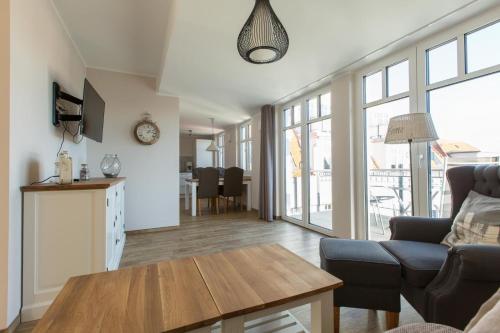 Sunnevelt Apartment 10 — 4-Star Luxury Hotel in Ostseebad Kuehlungsborn, Germany