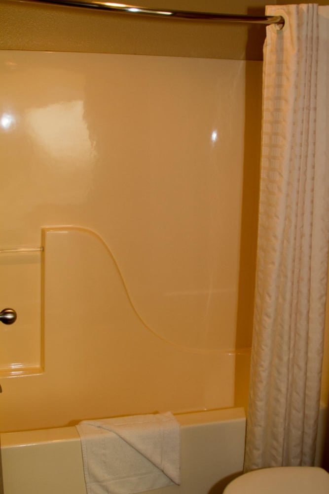 Cottonwood Inn - photo 17