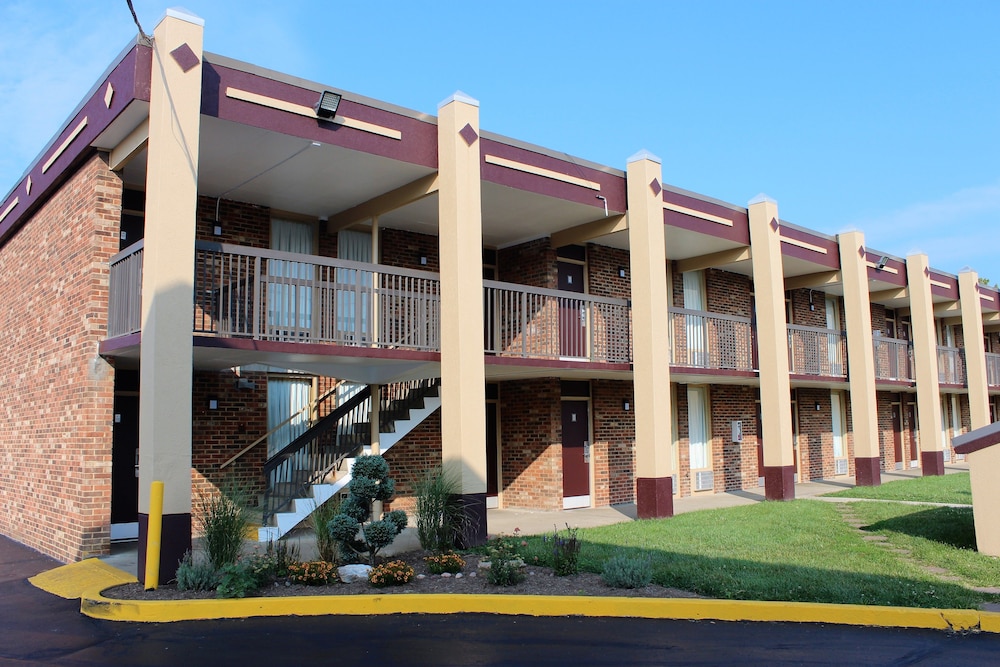 Bluegrass Inn - photo 39
