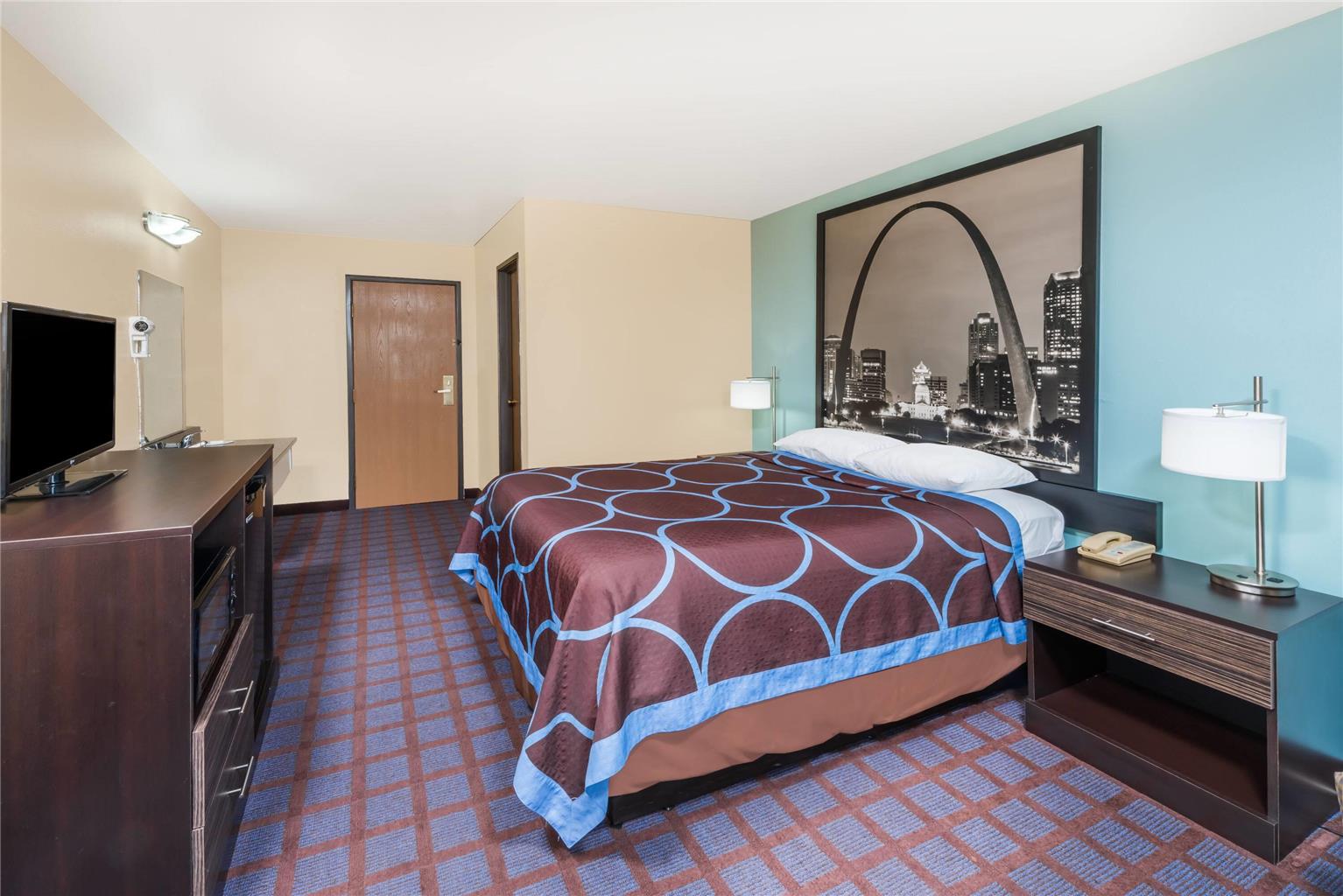Super 8 by Wyndham Okawville - photo 4
