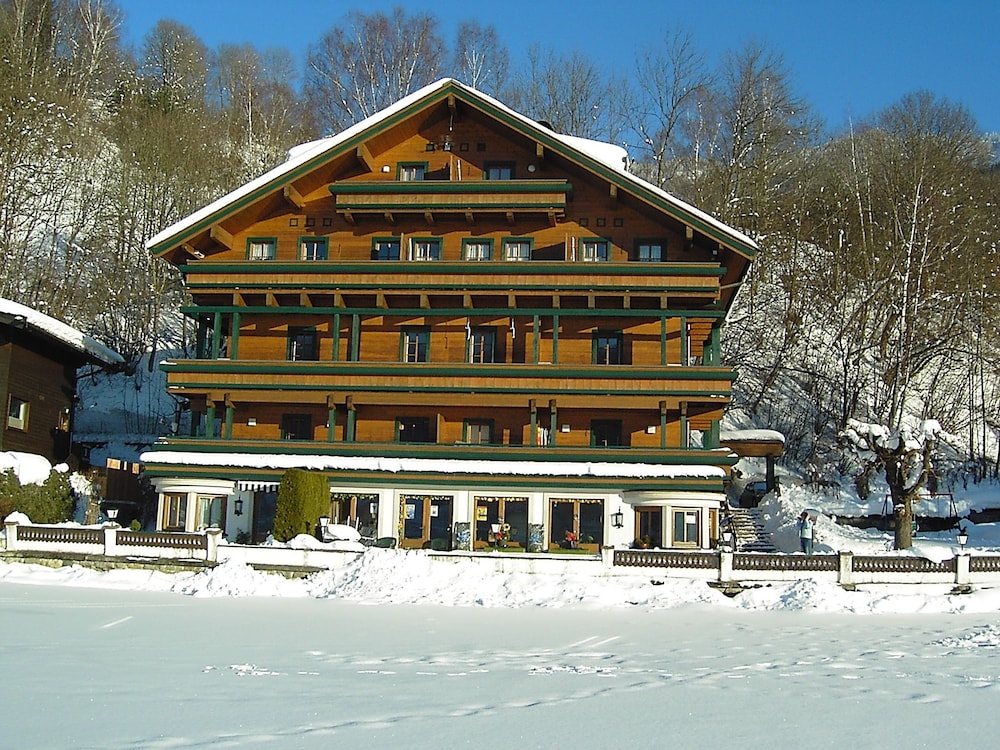 Appartement Kitzsteinhorn — 4-Star Luxury Hotel in Zell Am See, Austria