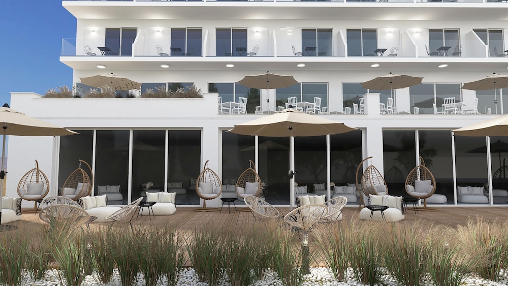 Paradise Resort Evia a member of Radisson Individuals — 5-Star Luxury Hotel in Eretria, Greece