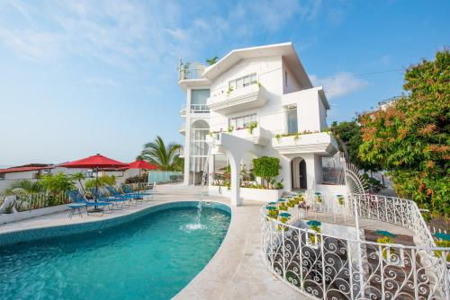 La Casa Blanca — 4-Star Luxury Hotel in Puerto Vallarta, Mexico