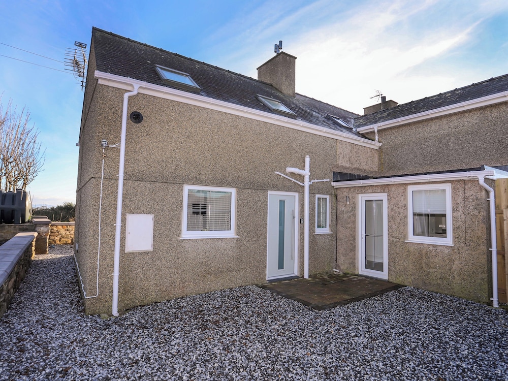 Ty’n Ffridd Bach in Pwllheli, United Kingdom