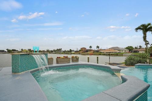 Infinity & Beyond Lake Front — Cape Coral — photo 3