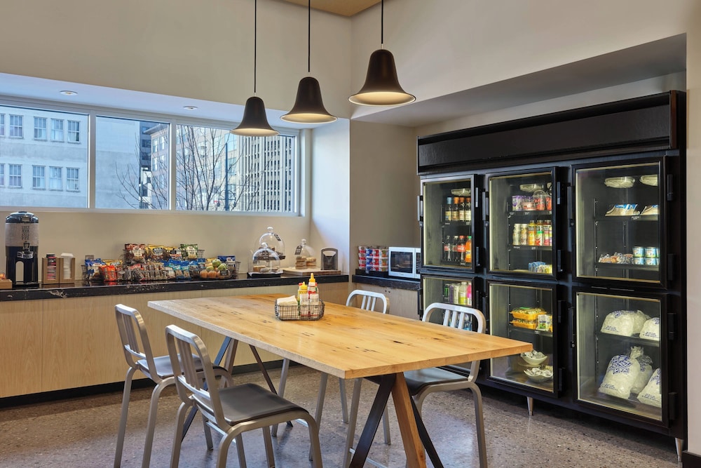 Aloft Denver Downtown - photo 31