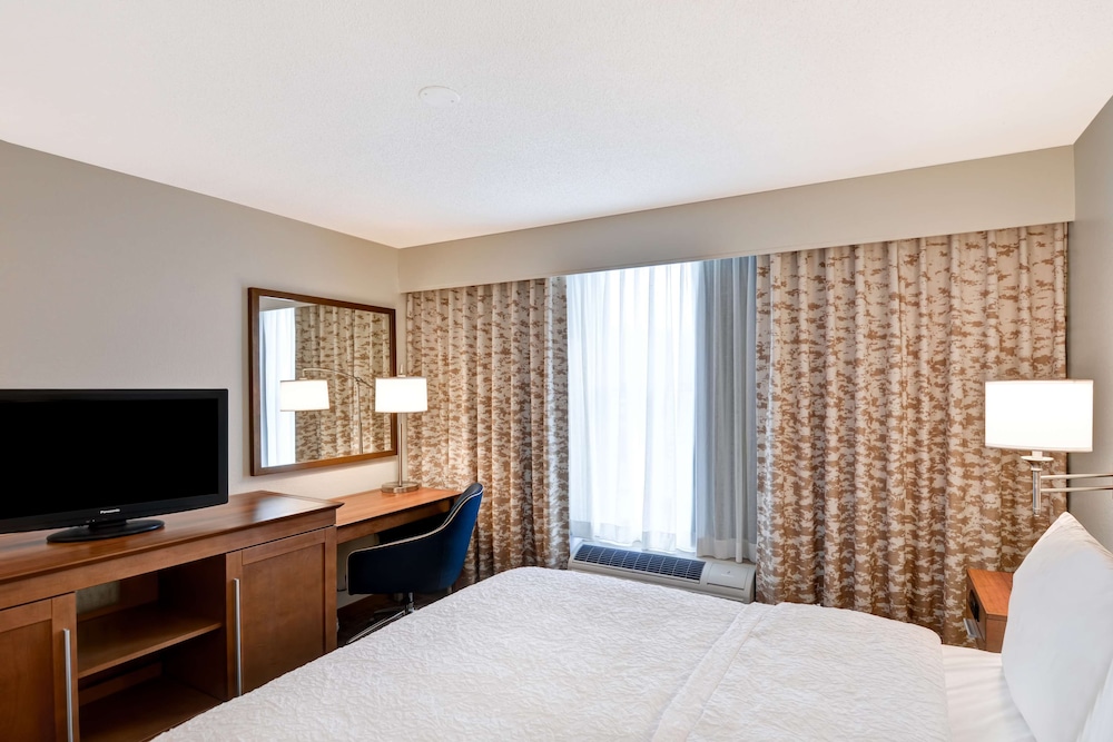 Hampton Inn State College - photo 11