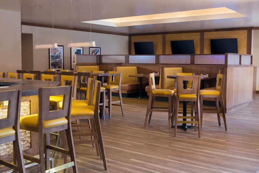 Holiday Inn Dubuque Galena by IHG - photo 35