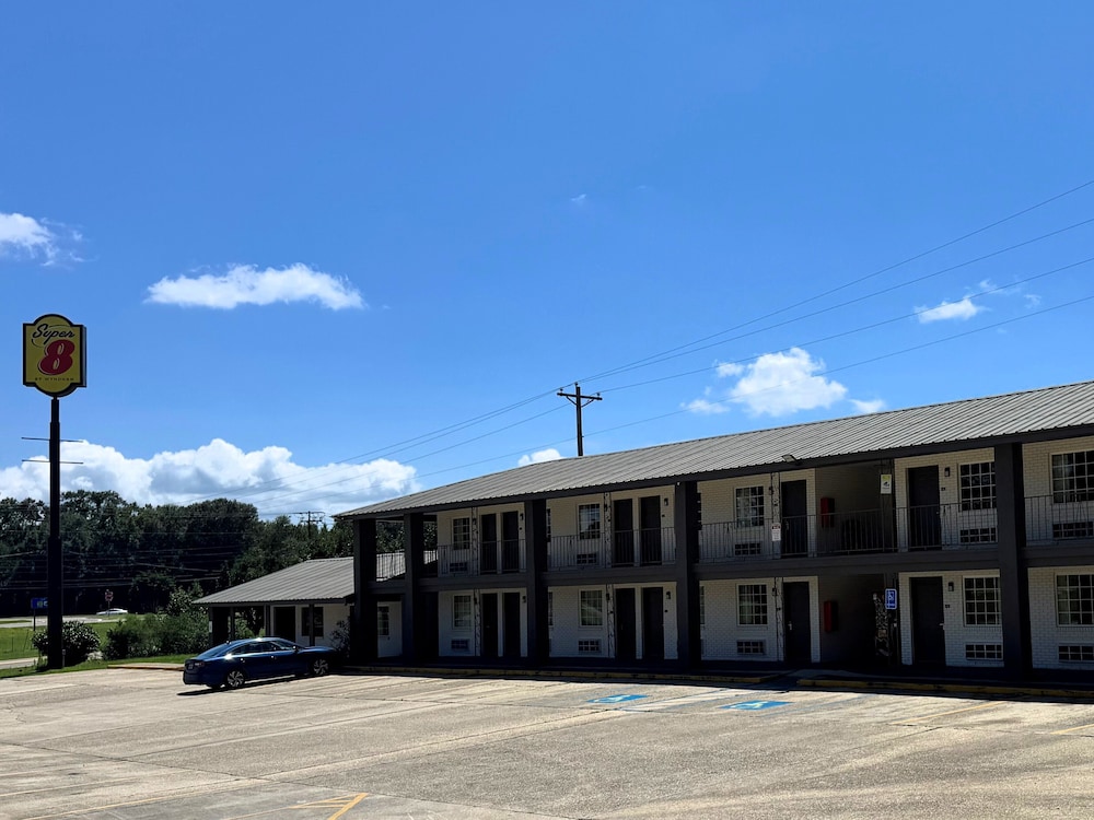 Super 8 by Wyndham Picayune - photo 22