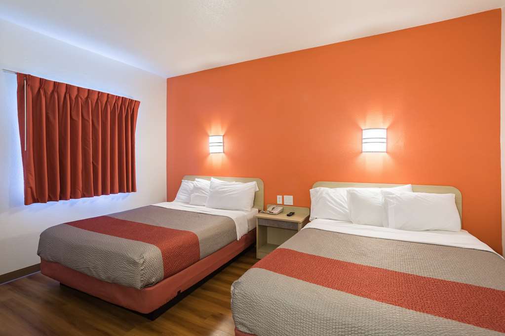 Motel 6 Dale IN - photo 14