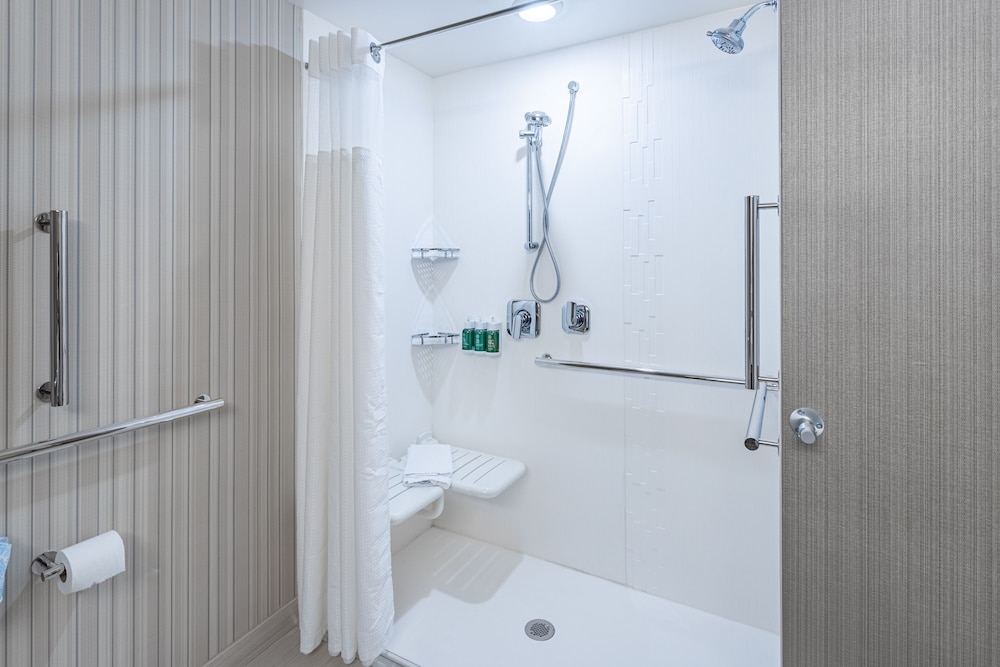 Courtyard by Marriott East Lansing Okemos - photo 2