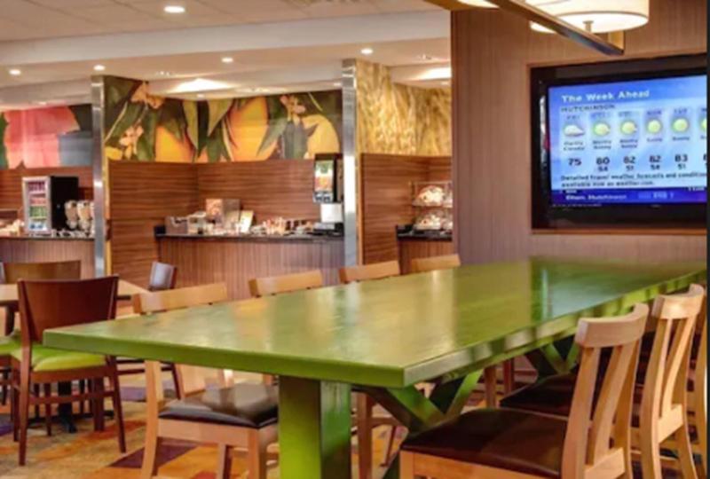 Fairfield Inn & Suites by Marriott St. Paul Northeast - photo 32