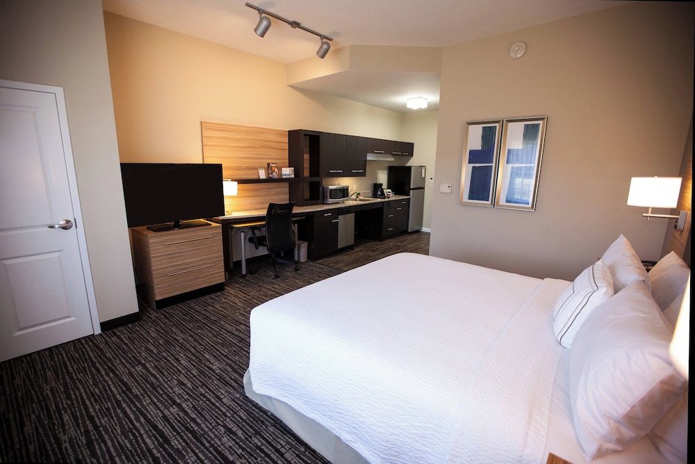 TownePlace Suites By Marriott Boynton Beach - photo 13