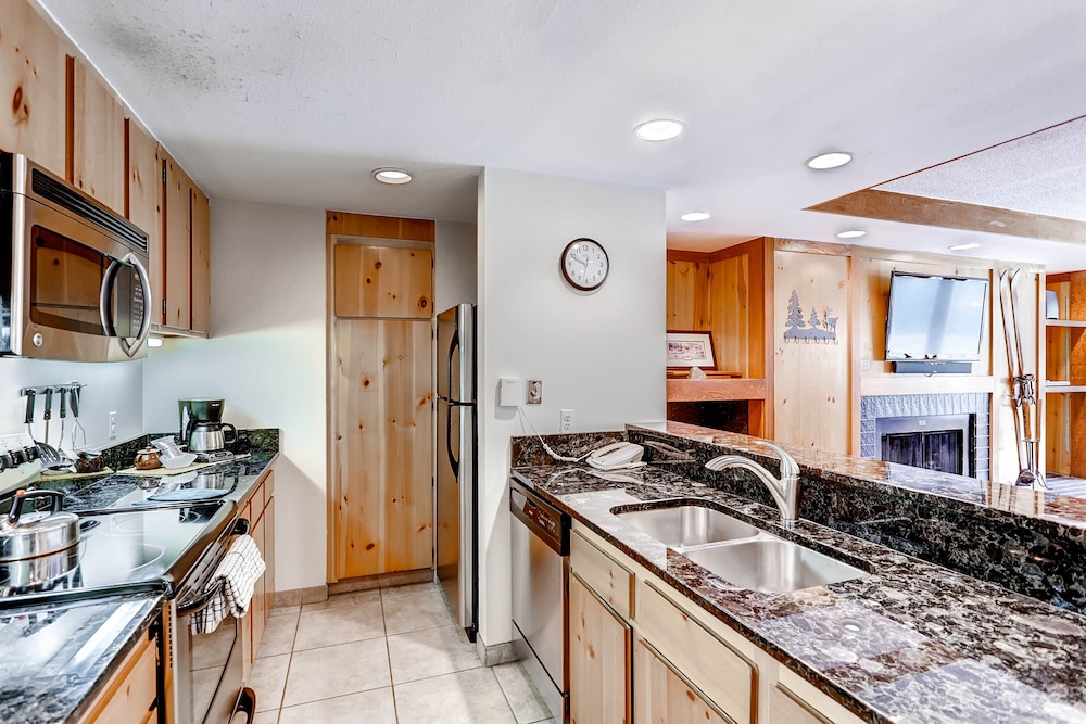 Lakeside Village by Vail Resorts - photo 33