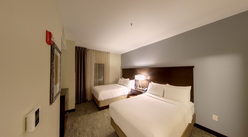 Staybridge Suites Ann Arbor Univ of Michigan by IHG - photo 8