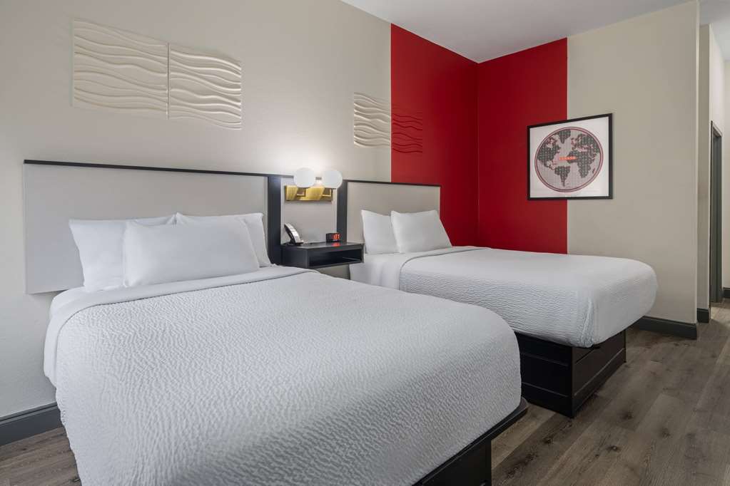 Ramada by Wyndham Locust Grove - photo 17