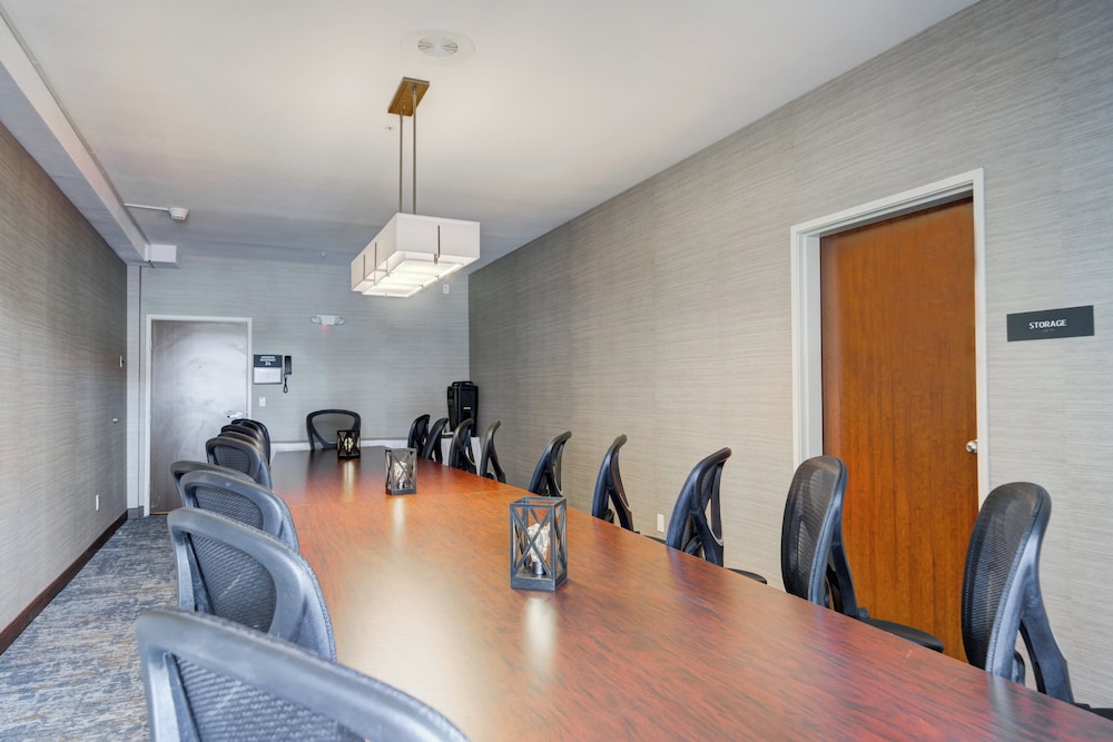 Holiday Inn West Yellowstone by IHG. - photo 179